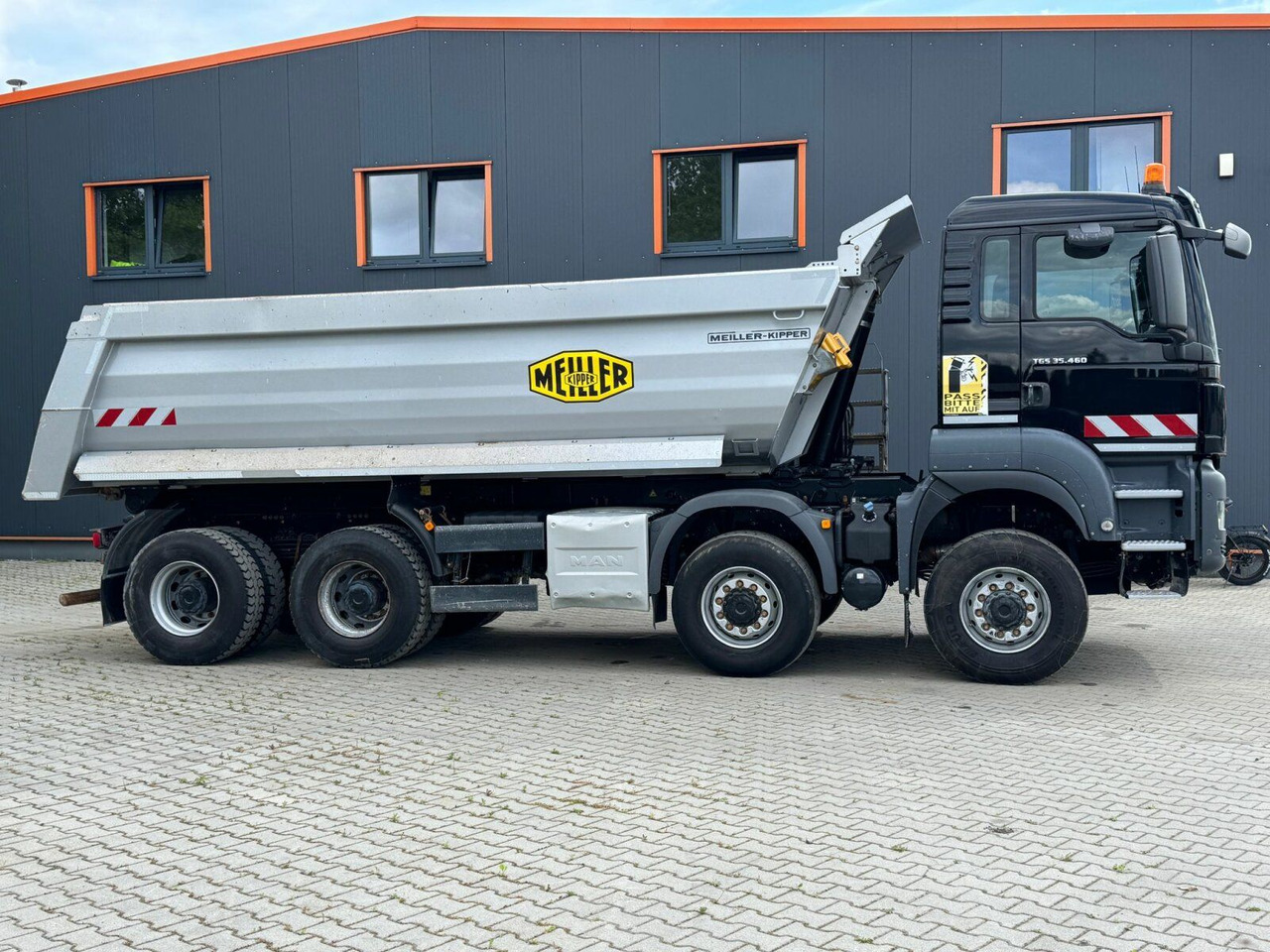 MAN TGS 35.460 8x6 BB Muldenkipper Meiller - Camion benne: photos 4 MAN TGS 35.460 8x6 BB Muldenkipper Meiller - Camion benne: photos 4