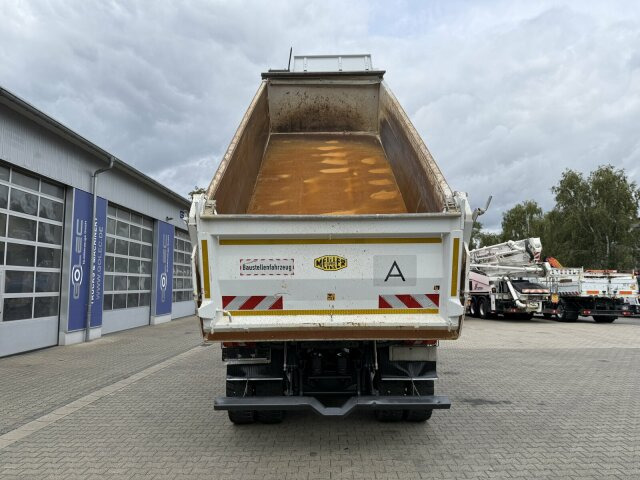 Mercedes-Benz 4145 8x8 Meiler Dreiseitenkipper Bordmatik - Camion benne: photos 2 Mercedes-Benz 4145 8x8 Meiler Dreiseitenkipper Bordmatik - Camion benne: photos 2