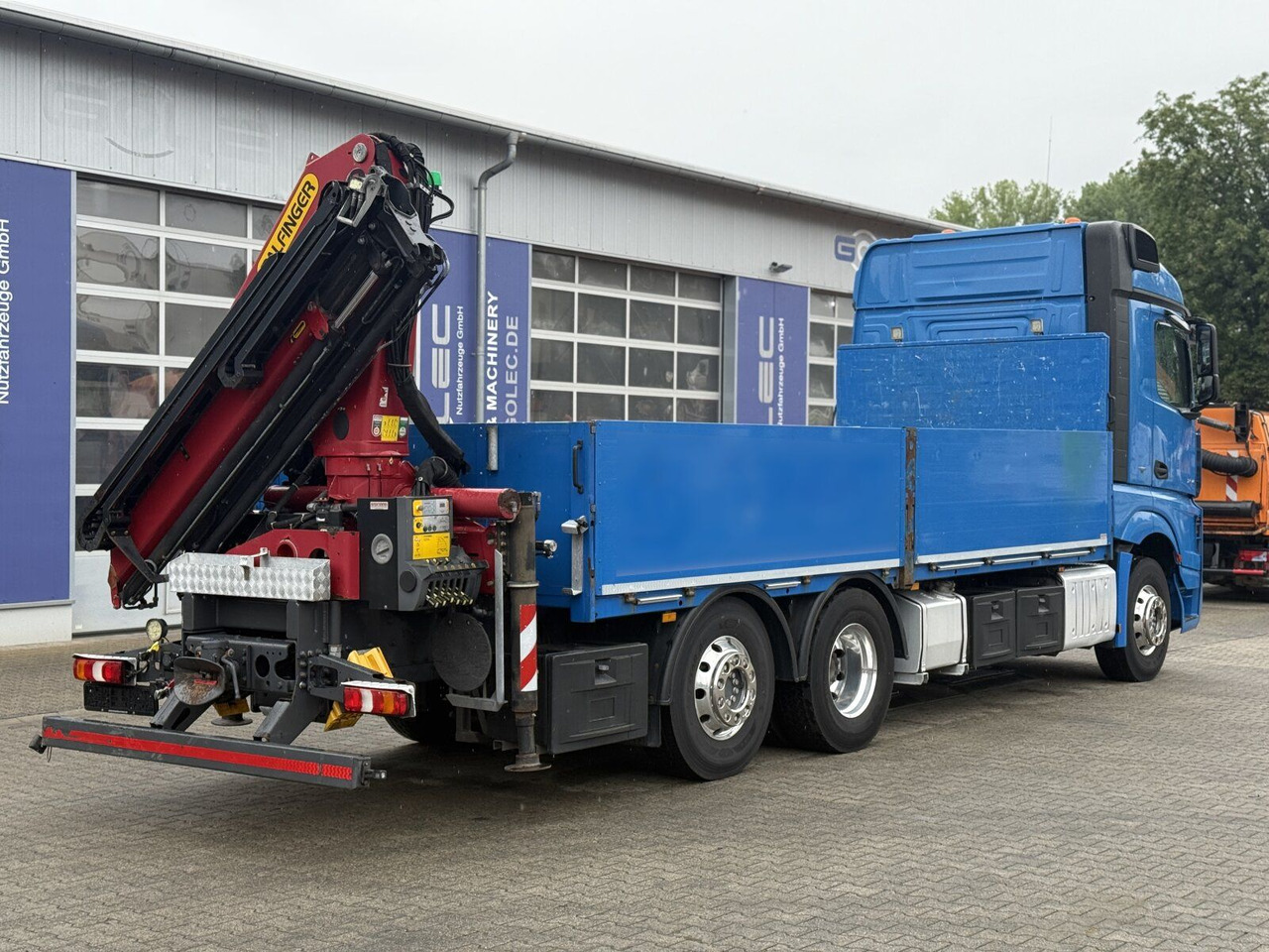Mercedes-Benz ACTROS 2545 6x2 Pritsche Kran Palfinger PK20001K - Camion plateau, Camion grue: photos 3 Mercedes-Benz ACTROS 2545 6x2 Pritsche Kran Palfinger PK20001K - Camion plateau, Camion grue: photos 3