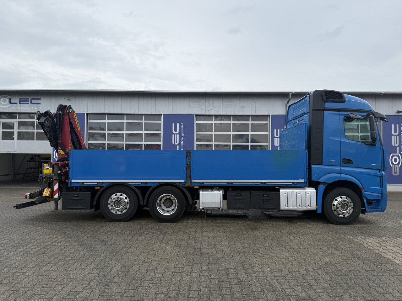 Mercedes-Benz ACTROS 2545 6x2 Pritsche Kran Palfinger PK20001K - Camion plateau, Camion grue: photos 2 Mercedes-Benz ACTROS 2545 6x2 Pritsche Kran Palfinger PK20001K - Camion plateau, Camion grue: photos 2