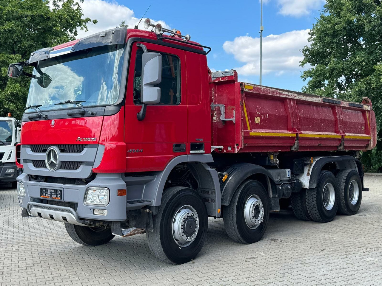 Mercedes-Benz ACTROS 4144 8x6 EURO5 Kipper mit Bordmatik - Camion benne: photos 1 Mercedes-Benz ACTROS 4144 8x6 EURO5 Kipper mit Bordmatik - Camion benne: photos 1