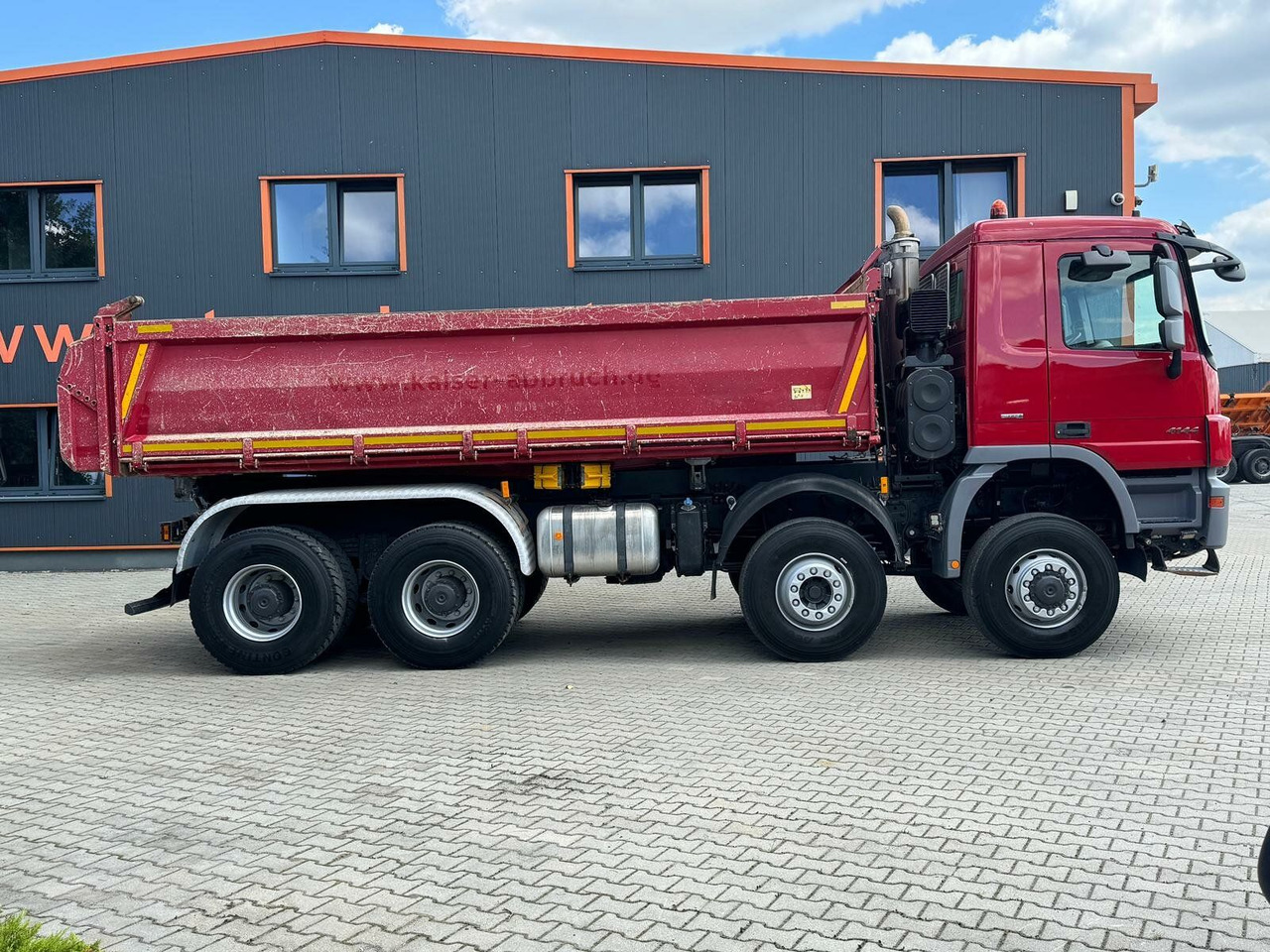 Mercedes-Benz ACTROS 4144 8x6 EURO5 Kipper mit Bordmatik - Camion benne: photos 4 Mercedes-Benz ACTROS 4144 8x6 EURO5 Kipper mit Bordmatik - Camion benne: photos 4
