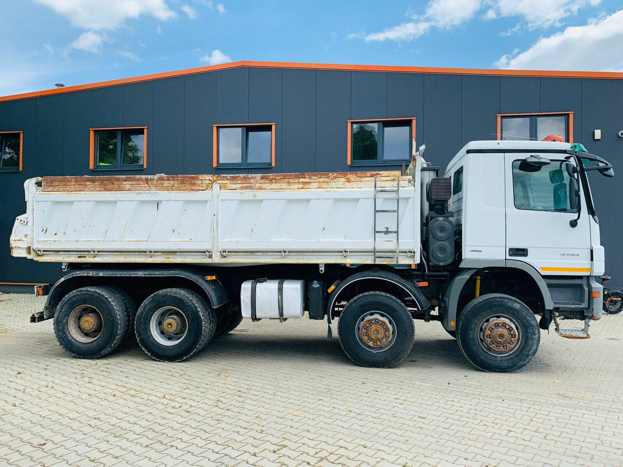Mercedes-Benz ACTROS 4144 8x8 EURO4 DSK Meiller - Camion benne: photos 2 Mercedes-Benz ACTROS 4144 8x8 EURO4 DSK Meiller - Camion benne: photos 2