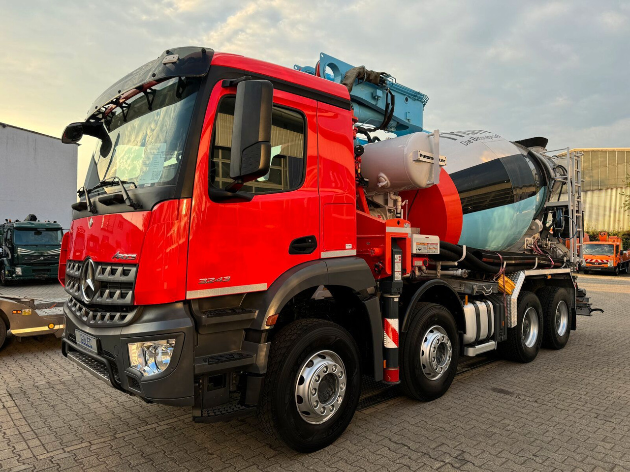 Mercedes-Benz AROCS 3243 8x4 Euro 6 Pumi Putzmeister TMM 24-3 - Camion malaxeur: photos 3 Mercedes-Benz AROCS 3243 8x4 Euro 6 Pumi Putzmeister TMM 24-3 - Camion malaxeur: photos 3