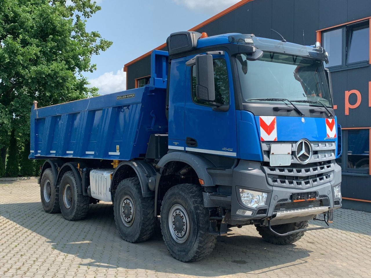 Mercedes-Benz AROCS 4145 8x8 EURO6 Muldenkipper TOP! - Camion benne: photos 1 Mercedes-Benz AROCS 4145 8x8 EURO6 Muldenkipper TOP! - Camion benne: photos 1