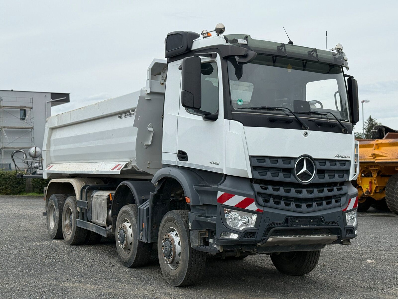 Mercedes-Benz AROCS 4145 8x8 Meiller Muldenkipper - Camion multibenne: photos 1 Mercedes-Benz AROCS 4145 8x8 Meiller Muldenkipper - Camion multibenne: photos 1