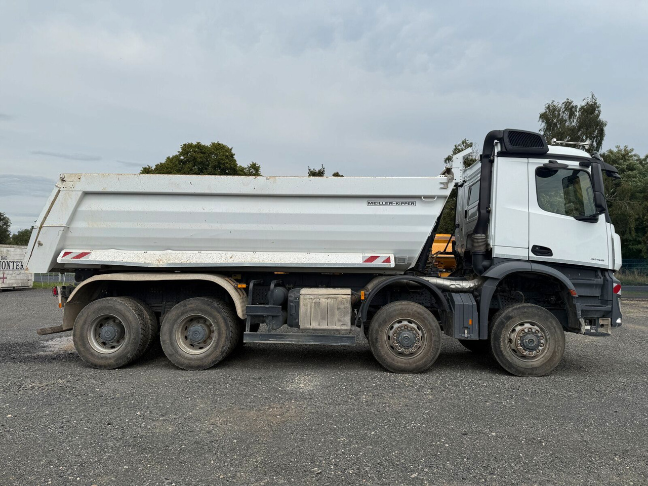 Mercedes-Benz AROCS 4145 8x8 Meiller Muldenkipper - Camion benne: photos 3 Mercedes-Benz AROCS 4145 8x8 Meiller Muldenkipper - Camion benne: photos 3