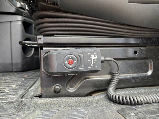 Mercedes-Benz Actros 4x2 Pritsche Plane Laderampe + Anhänger - Camion à rideaux coulissants: photos 5 Mercedes-Benz Actros 4x2 Pritsche Plane Laderampe + Anhänger - Camion à rideaux coulissants: photos 5