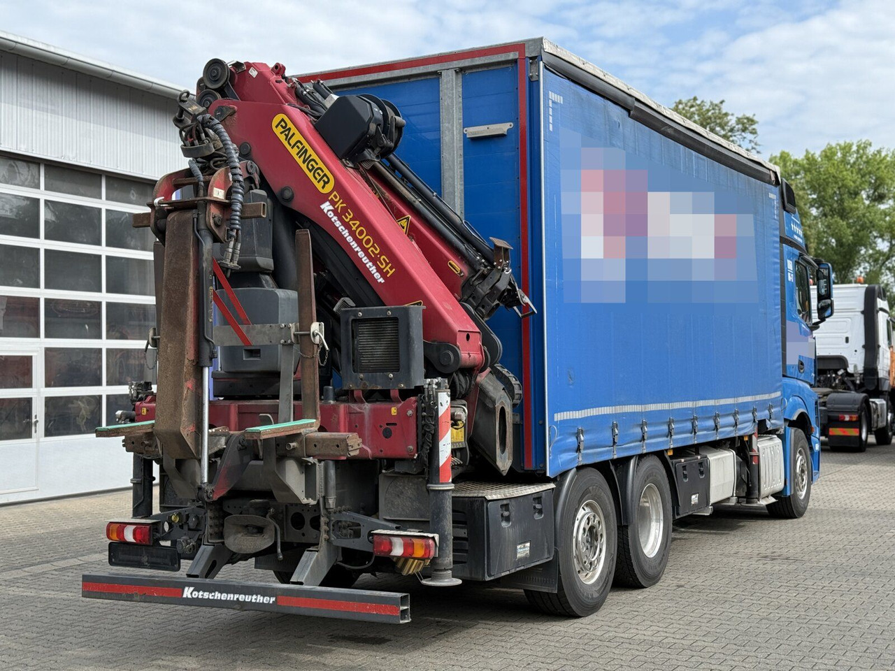 Mercedes-Benz Actros 6x2 Pritsche Kran Palfinger PK34002 + JIB - Camion grue: photos 3 Mercedes-Benz Actros 6x2 Pritsche Kran Palfinger PK34002 + JIB - Camion grue: photos 3