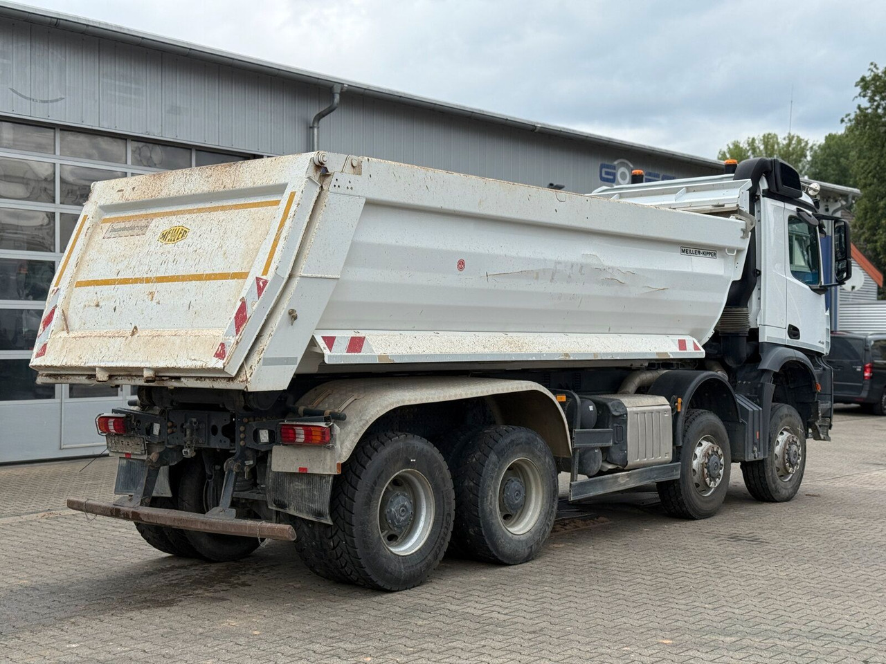 Mercedes-Benz Arocs 4145 8x8 Muldenkipper MEILLER - Camion multibenne: photos 5 Mercedes-Benz Arocs 4145 8x8 Muldenkipper MEILLER - Camion multibenne: photos 5