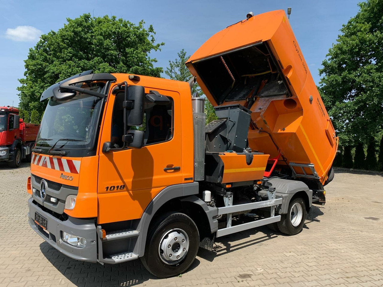 Balayeuse de voirie Mercedes-Benz Atego Kehrmaschine BUCHER CITYFANT 5000: photos 9