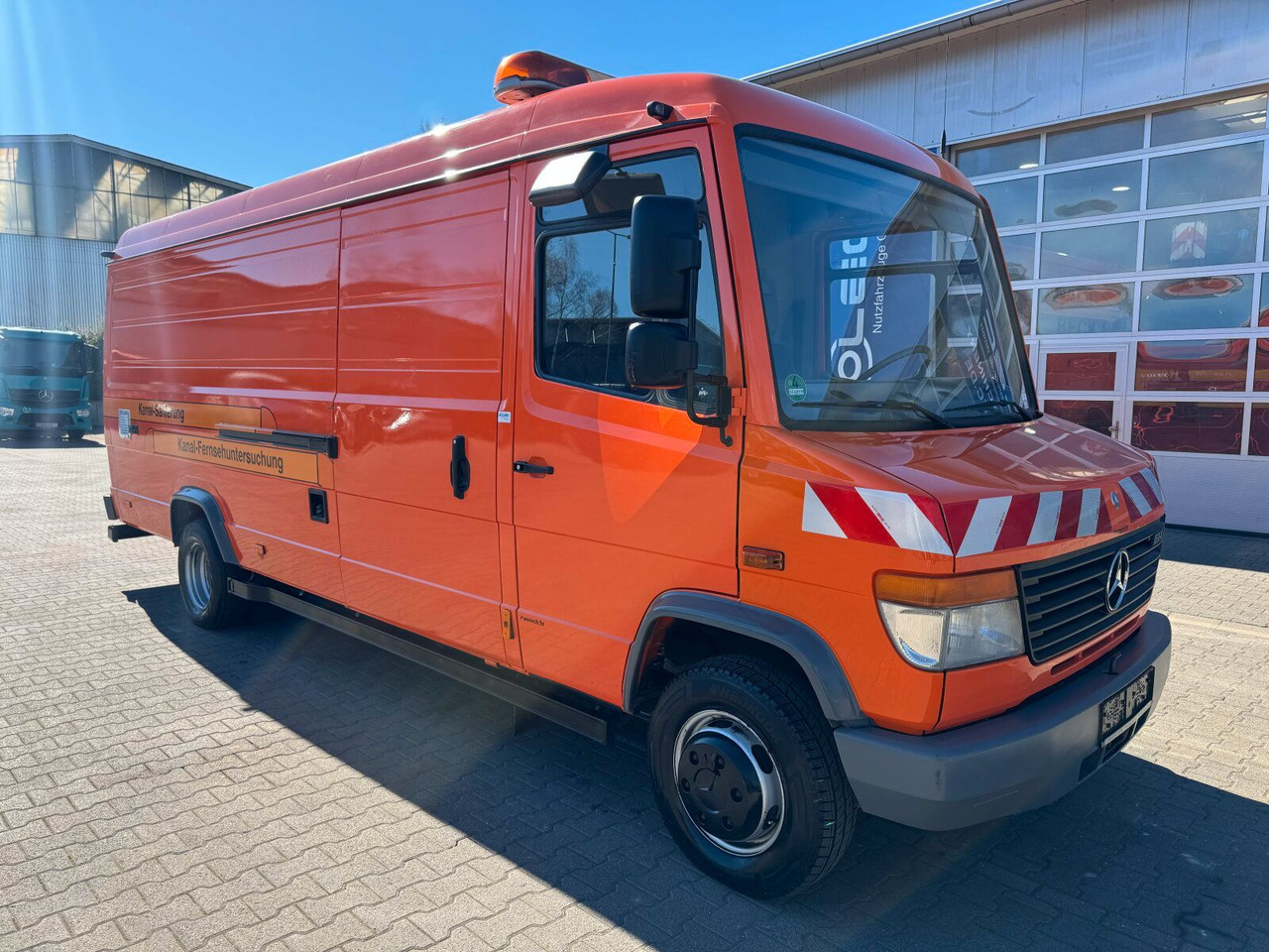 Mercedes-Benz Vario 614D TV Inspektionsanl RCA RAUSCH ELKA 600 - Camion hydrocureur: photos 1 Mercedes-Benz Vario 614D TV Inspektionsanl RCA RAUSCH ELKA 600 - Camion hydrocureur: photos 1