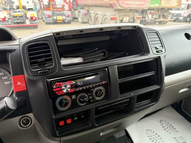 Nissan Cabstar 4x2 Ruthmann Steiger TB 270 - Camion avec nacelle: photos 3 Nissan Cabstar 4x2 Ruthmann Steiger TB 270 - Camion avec nacelle: photos 3