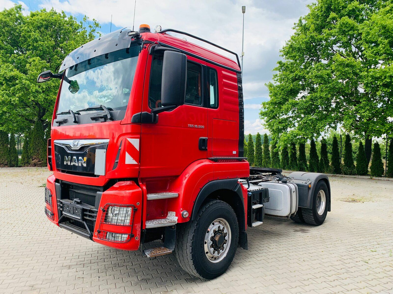 MAN TGS 18.500 4x4H BLS Euro 6 SZM Kipphyd. Retarder - Tracteur routier: photos 2 MAN TGS 18.500 4x4H BLS Euro 6 SZM Kipphyd. Retarder - Tracteur routier: photos 2