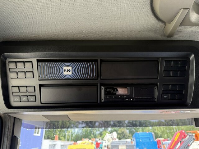 MAN TGS 18.520 4x4 SZM - Kipphyd. Blatt Luft Pritard - Tracteur routier: photos 4 MAN TGS 18.520 4x4 SZM - Kipphyd. Blatt Luft Pritard - Tracteur routier: photos 4