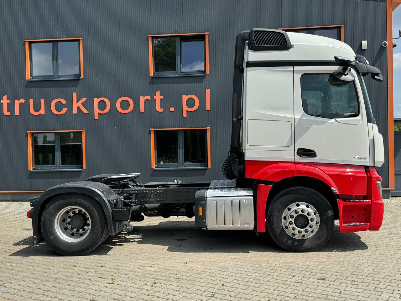Mercedes-Benz Actros 1846 Euro 6 SZM Retarder - Tracteur routier: photos 4 Mercedes-Benz Actros 1846 Euro 6 SZM Retarder - Tracteur routier: photos 4