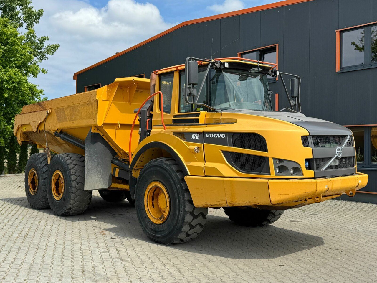 Volvo A25G Dumper 22,5 Ton 11.361 Stunden - Tombereau articulé: photos 1 Volvo A25G Dumper 22,5 Ton 11.361 Stunden - Tombereau articulé: photos 1