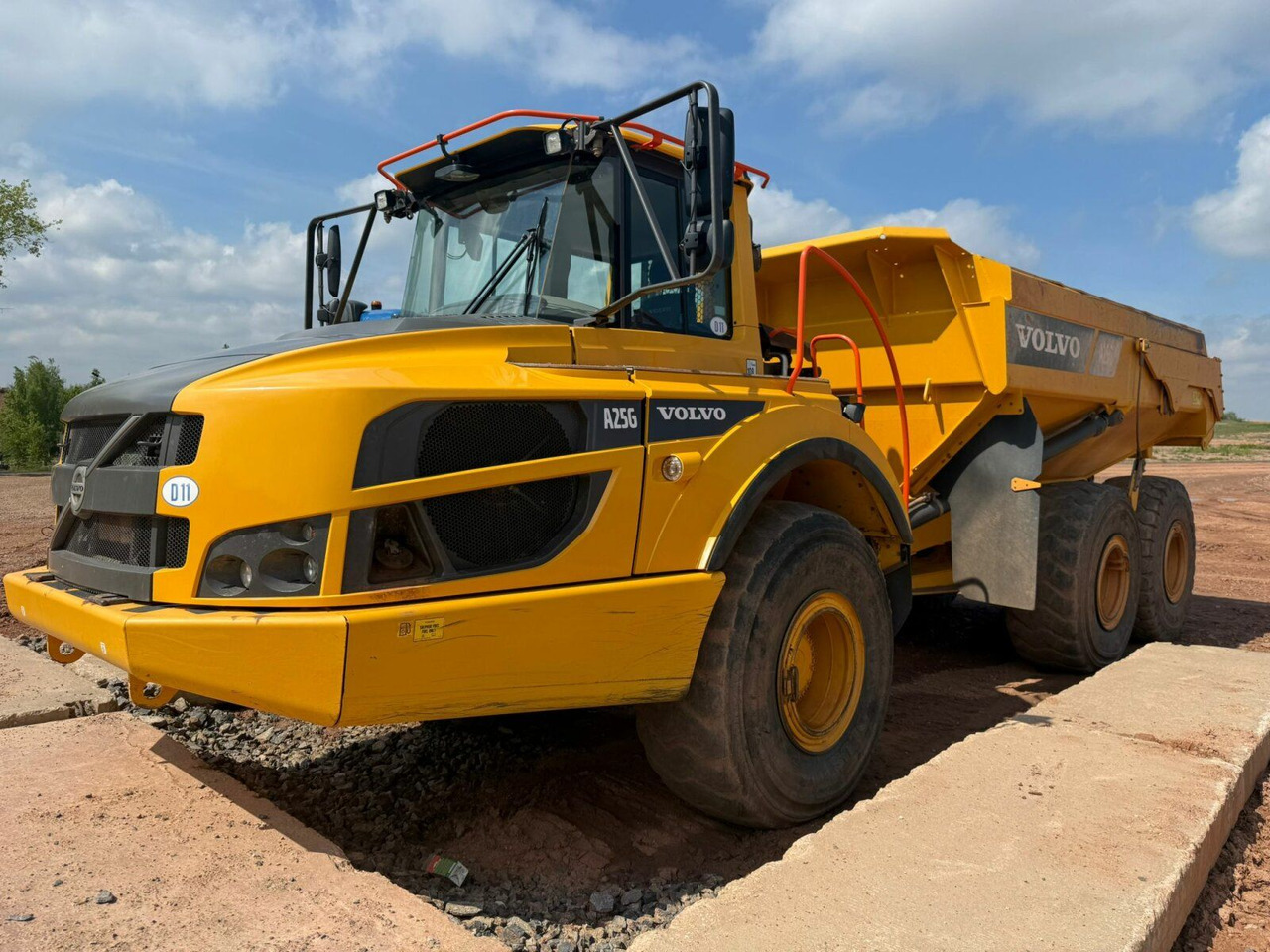 Volvo A25G Dumper 22,7 Ton TOP gepflegt - Camion benne: photos 4 Volvo A25G Dumper 22,7 Ton TOP gepflegt - Camion benne: photos 4
