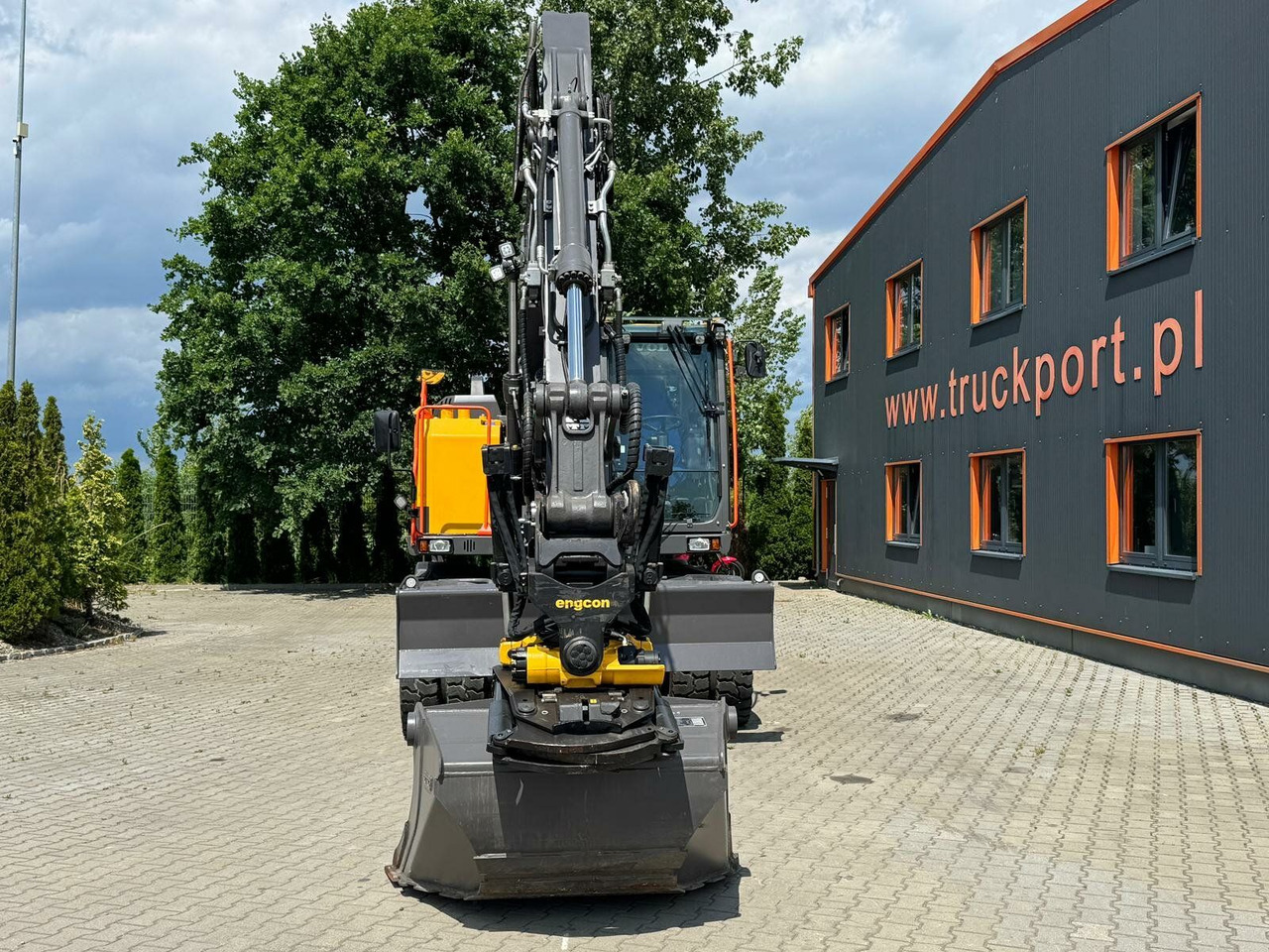 Volvo EWR150E Mobilbagger mit ROTATOR ENCONG EC319 - Pelle sur pneus: photos 2 Volvo EWR150E Mobilbagger mit ROTATOR ENCONG EC319 - Pelle sur pneus: photos 2
