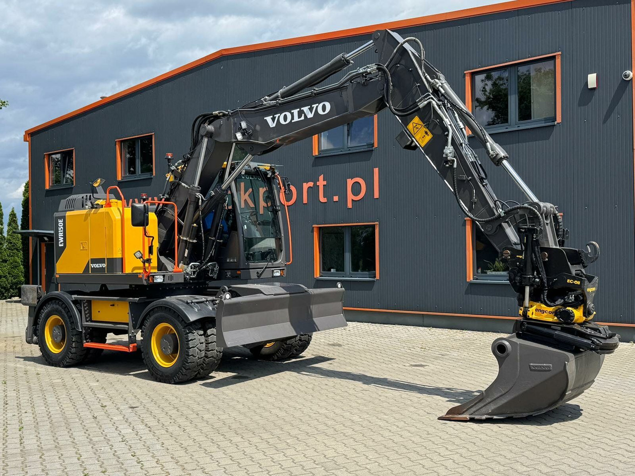 Volvo EWR150E Mobilbagger mit ROTATOR ENCONG EC319 - Pelle sur pneus: photos 3 Volvo EWR150E Mobilbagger mit ROTATOR ENCONG EC319 - Pelle sur pneus: photos 3
