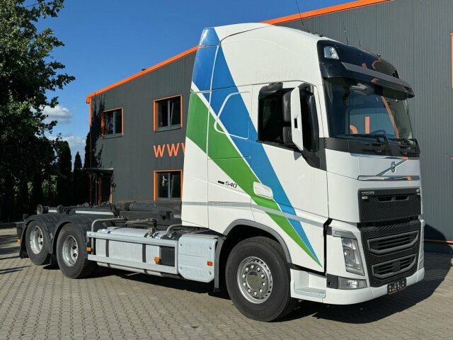 Volvo FH 540 6x2 Abrollkipper MEILLER RK 26.67 - Camion ampliroll: photos 1 Volvo FH 540 6x2 Abrollkipper MEILLER RK 26.67 - Camion ampliroll: photos 1