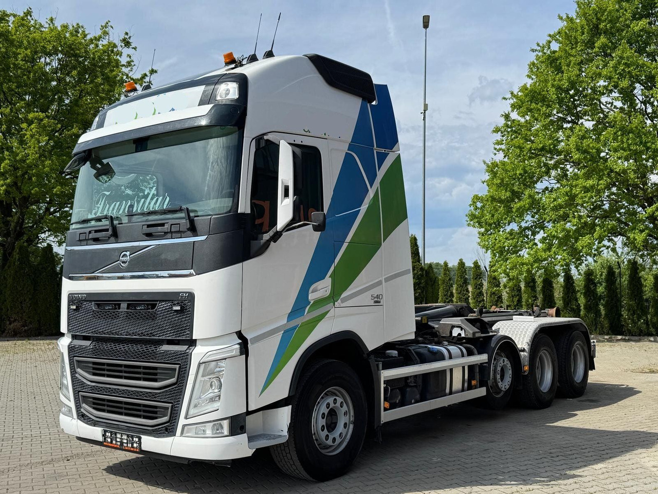 Volvo FH 540 8x4 Abrollkipper MEILLER RK 26.67 - Camion ampliroll: photos 2 Volvo FH 540 8x4 Abrollkipper MEILLER RK 26.67 - Camion ampliroll: photos 2