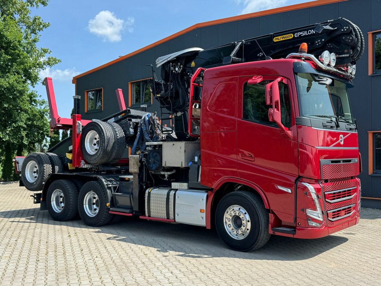 Volvo FH 550 6x4 Holztransporter Lang mit Kran Euro 6E - Camion grumier, Camion grue: photos 1 Volvo FH 550 6x4 Holztransporter Lang mit Kran Euro 6E - Camion grumier, Camion grue: photos 1