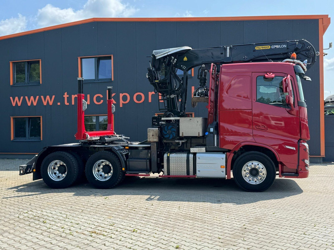 Volvo FH 550 6x4 Holztransporter Lang mit Kran Euro 6E - Camion grumier, Camion grue: photos 4 Volvo FH 550 6x4 Holztransporter Lang mit Kran Euro 6E - Camion grumier, Camion grue: photos 4