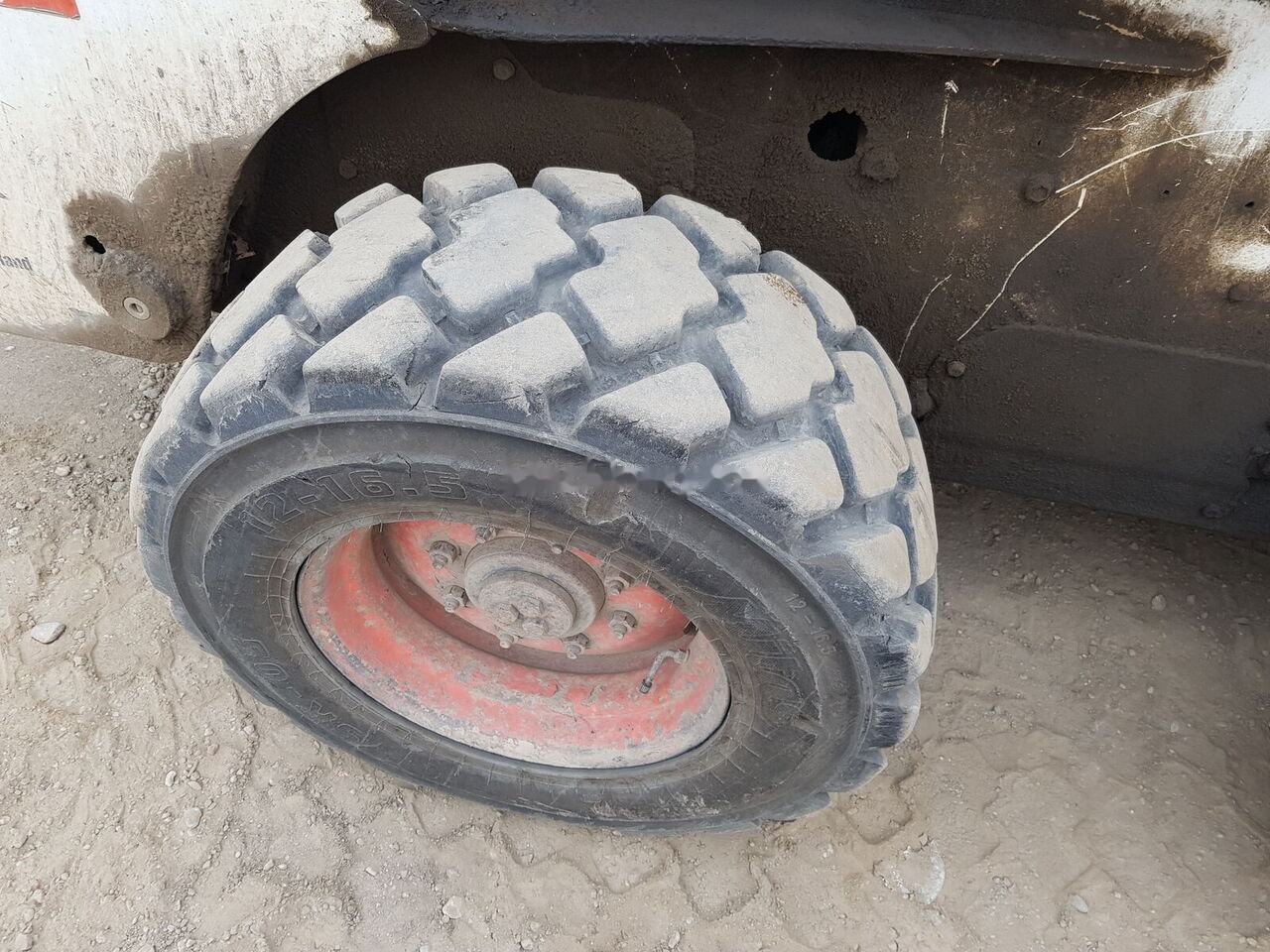 Bobcat S 250 TURBO - Mini chargeuse: photos 4 Bobcat S 250 TURBO - Mini chargeuse: photos 4