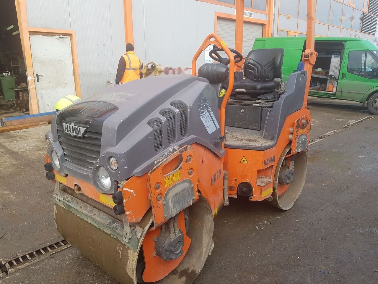 Hamm HAMM 10 VV - Mini compacteur: photos 3 Hamm HAMM 10 VV - Mini compacteur: photos 3