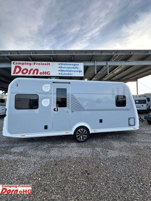 Knaus Azur 500 FU ehem. Messefahrzeug Knaus Azur 500 FU ehem. Messefahrzeug - Caravane: photos 1 Knaus Azur 500 FU ehem. Messefahrzeug Knaus Azur 500 FU ehem. Messefahrzeug - Caravane: photos 1