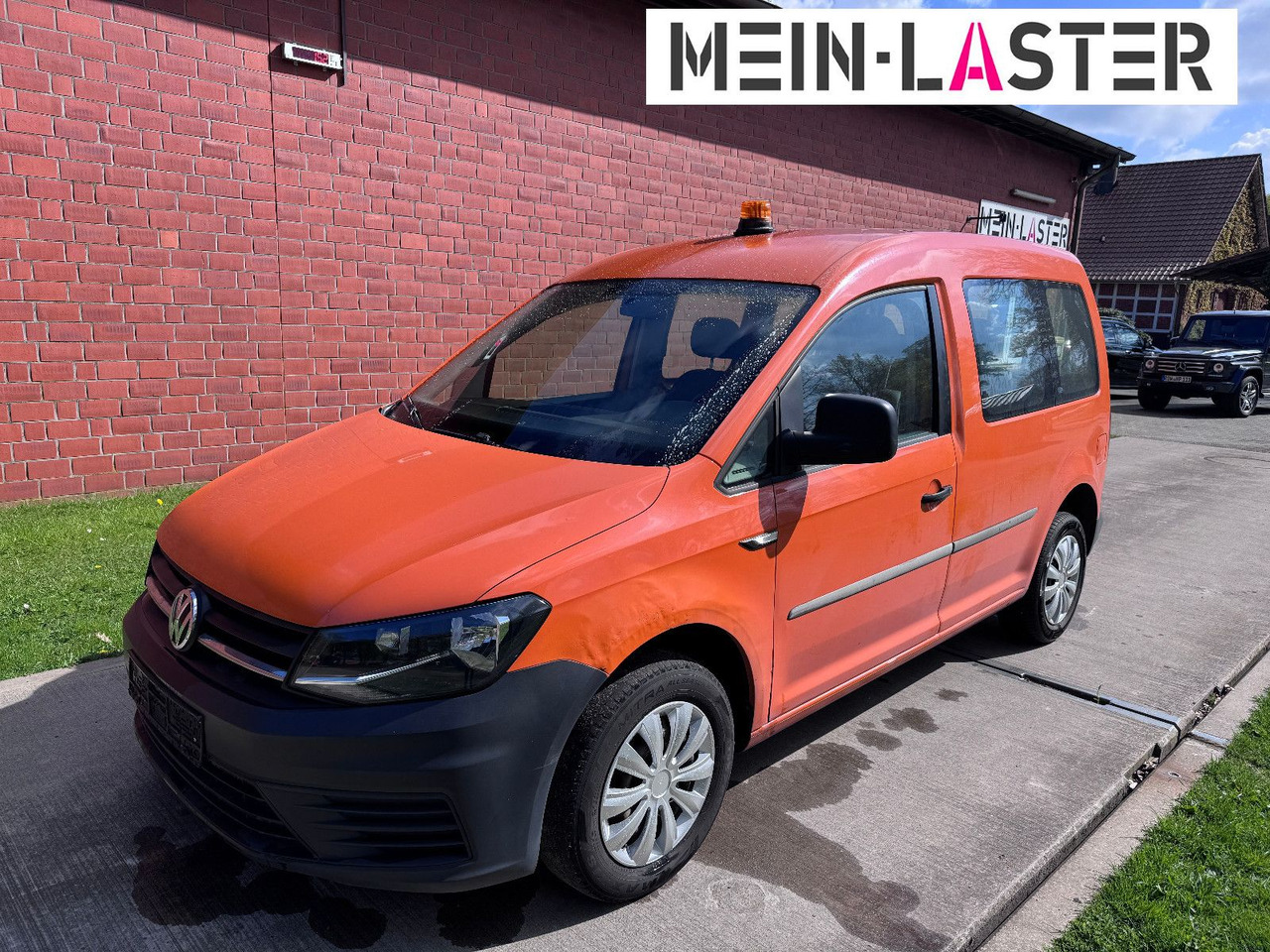 Volkswagen Caddy 2.0 TDI Klima 1. Hand 73.300 km - Transport de personnes: photos 1 Volkswagen Caddy 2.0 TDI Klima 1. Hand 73.300 km - Transport de personnes: photos 1