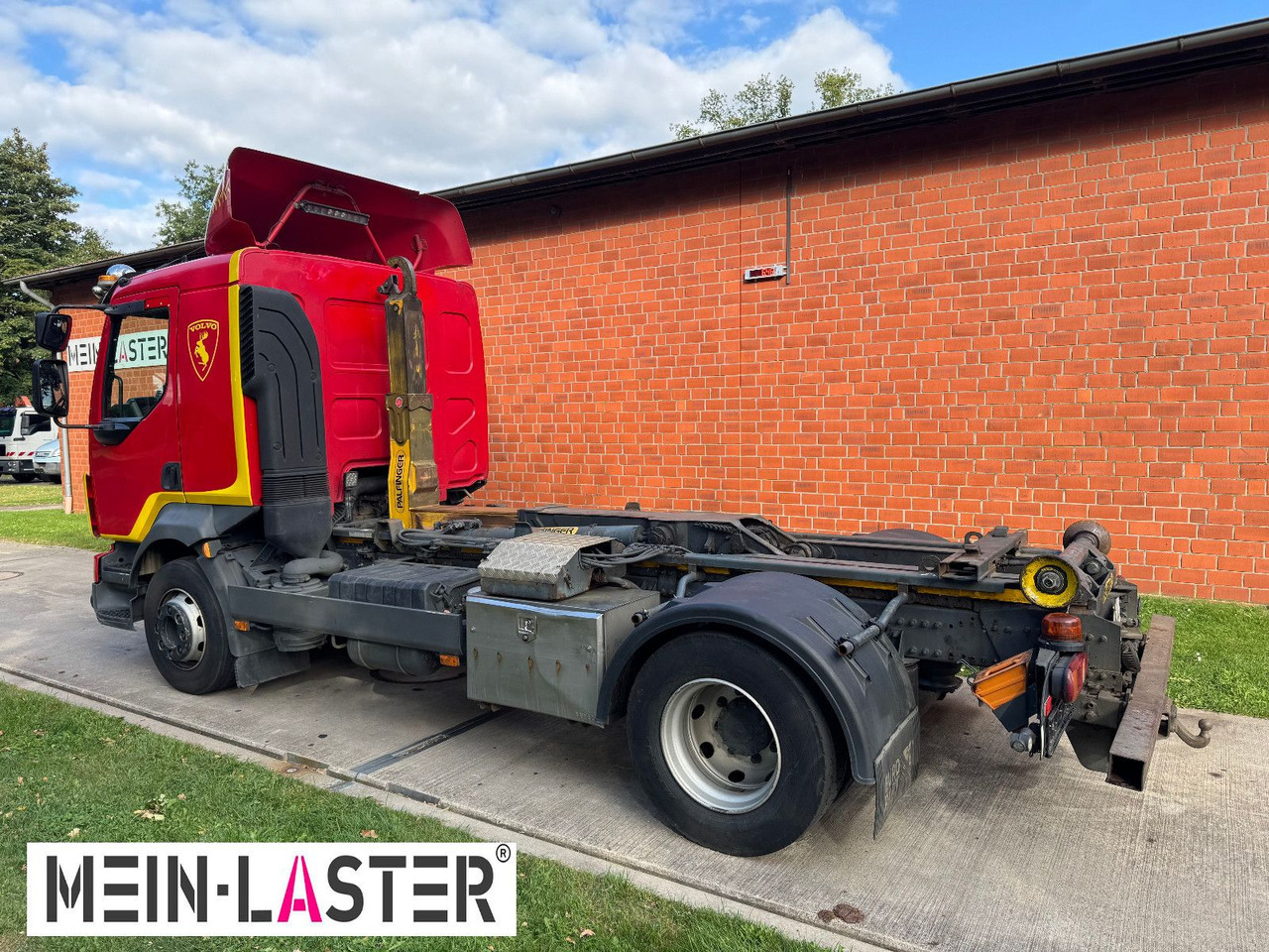 Volvo FL 250 Palfinger T10Duo City + StandardContainer - Camion ampliroll: photos 5 Volvo FL 250 Palfinger T10Duo City + StandardContainer - Camion ampliroll: photos 5