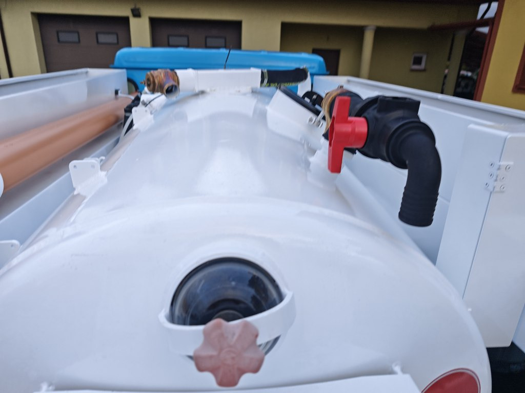 Camion hydrocureur Land Rover Defender VAACUM truck canalisation cleaner: photos 40 Camion hydrocureur Land Rover Defender VAACUM truck canalisation cleaner: photos 40