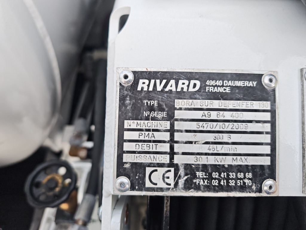 Camion hydrocureur Land Rover Defender VAACUM truck canalisation cleaner: photos 46 Camion hydrocureur Land Rover Defender VAACUM truck canalisation cleaner: photos 46