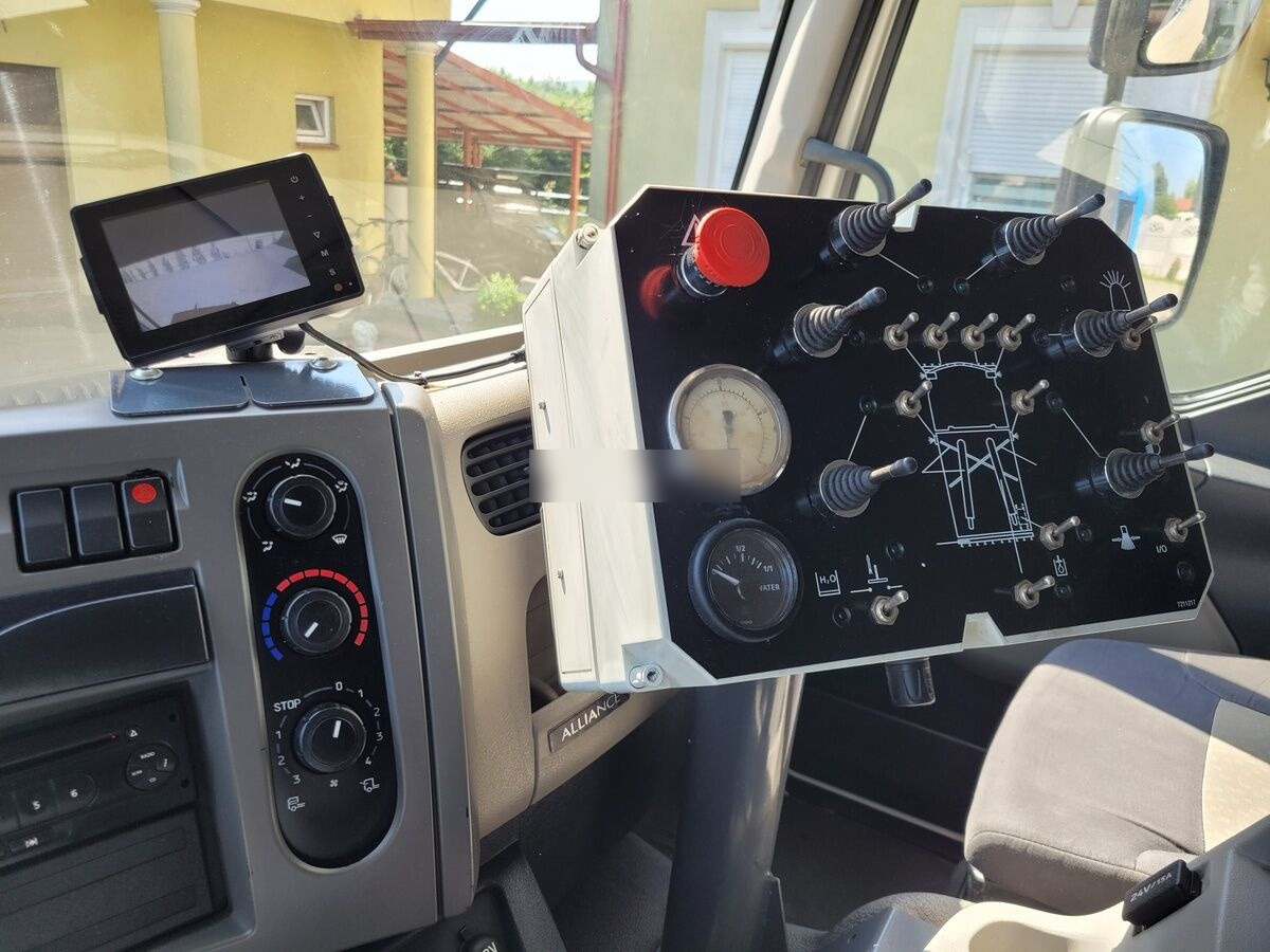 Véhicule de voirie/ Spécial Renault Midlum WATER STREET CLEANER Sprinkler: photos 27