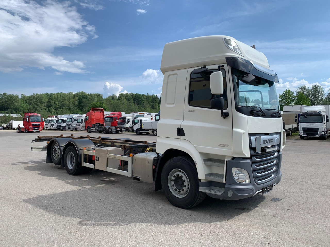 DAF CF 530 - Châssis cabine: photos 1 DAF CF 530 - Châssis cabine: photos 1