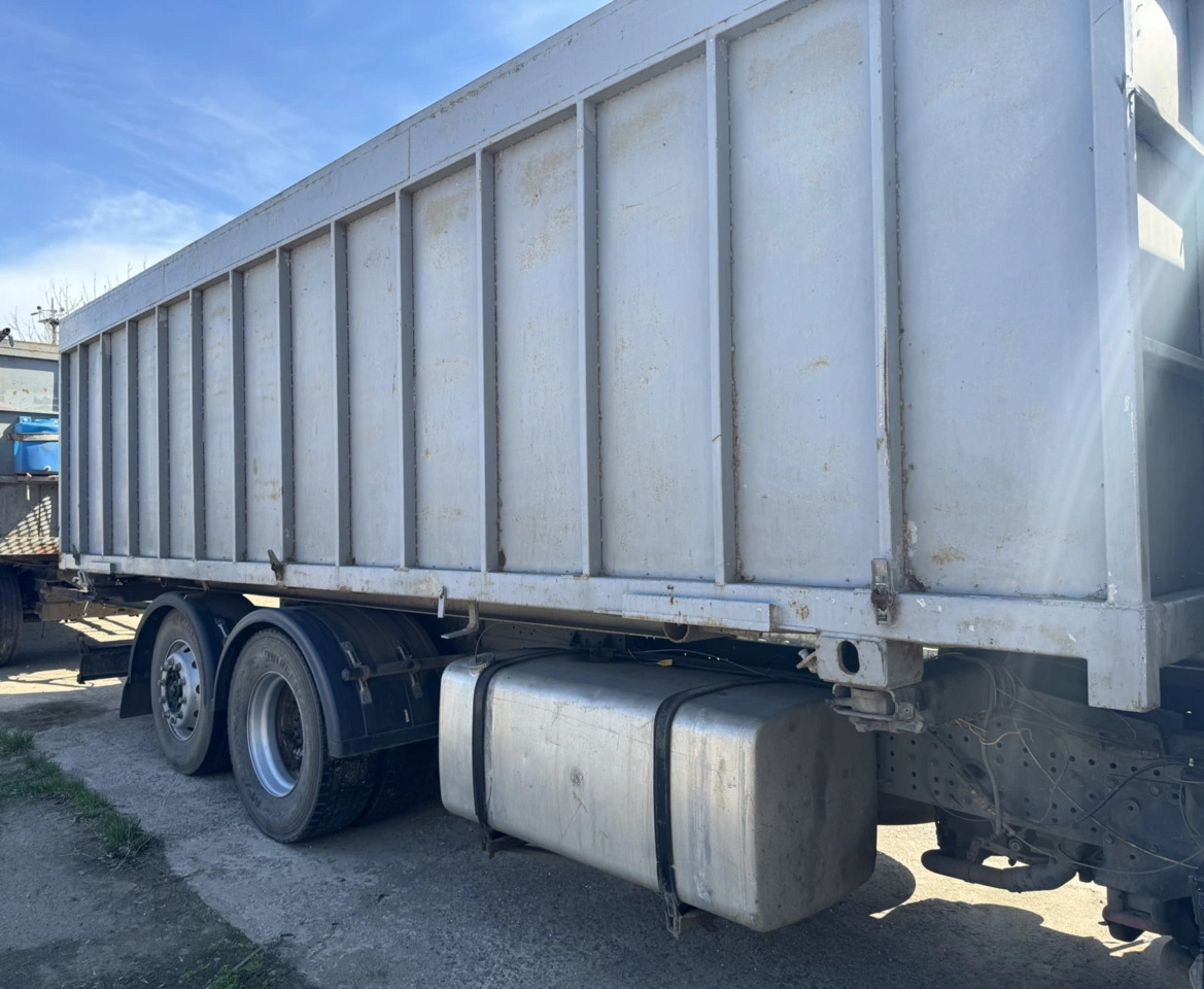 MAN 25.422 - Camion plateau: photos 3 MAN 25.422 - Camion plateau: photos 3