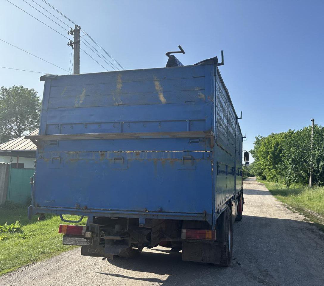 SCANIA 113M.360 - Camion plateau: photos 5 SCANIA 113M.360 - Camion plateau: photos 5