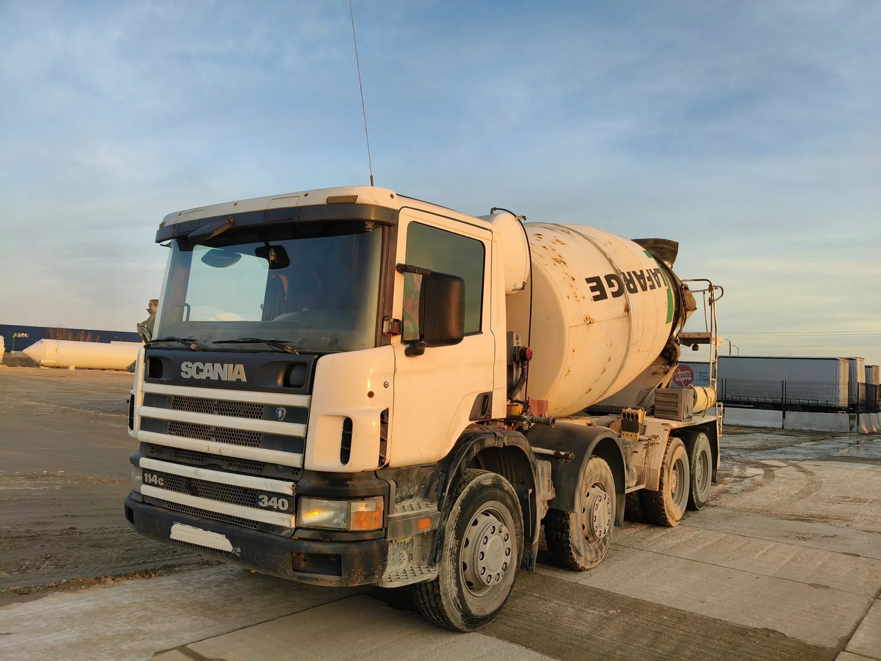 SCANIA 114C.340 - Bétonnière: photos 3 SCANIA 114C.340 - Bétonnière: photos 3