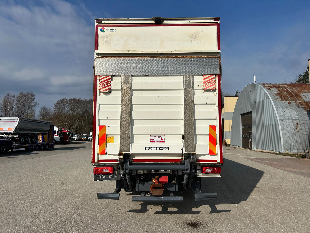 SCANIA G490 - Camion frigorifique: photos 3 SCANIA G490 - Camion frigorifique: photos 3