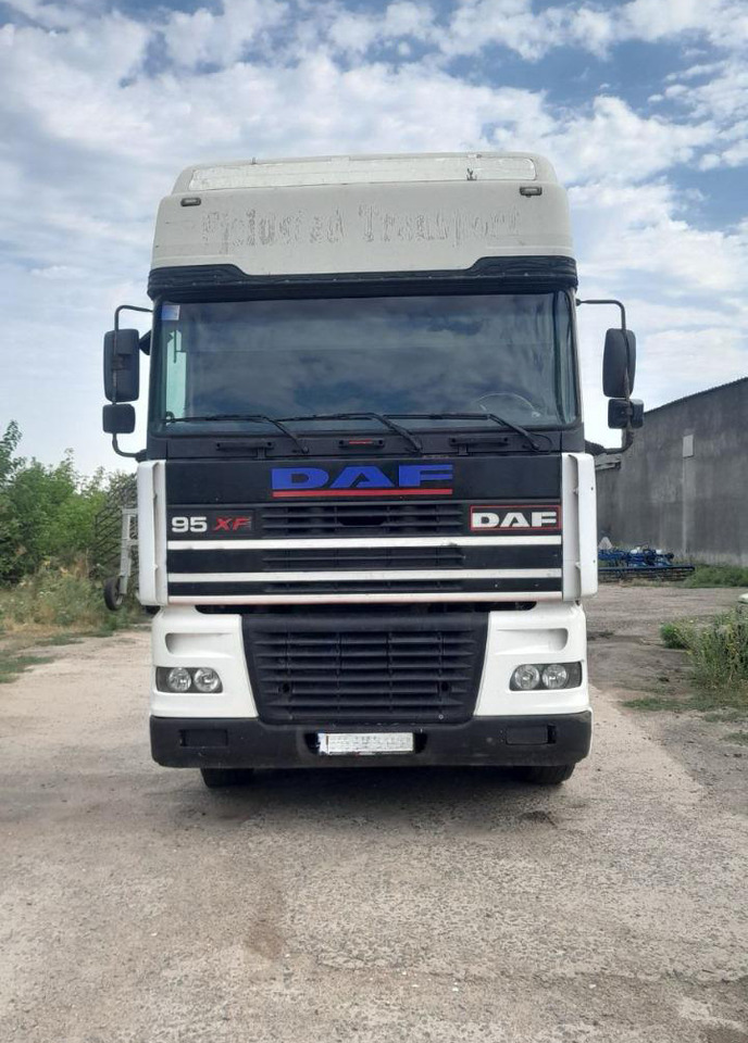 DAF 95XF430 - Tracteur routier: photos 2 DAF 95XF430 - Tracteur routier: photos 2