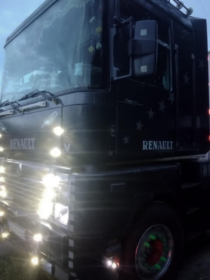 RENAULT Magnum 390 - Tracteur routier: photos 2 RENAULT Magnum 390 - Tracteur routier: photos 2