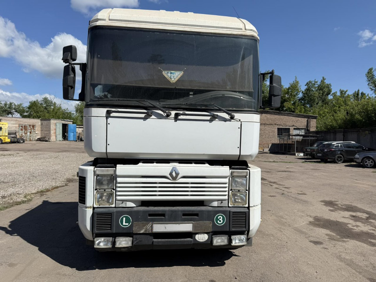RENAULT Magnum 440 - Tracteur routier: photos 1 RENAULT Magnum 440 - Tracteur routier: photos 1