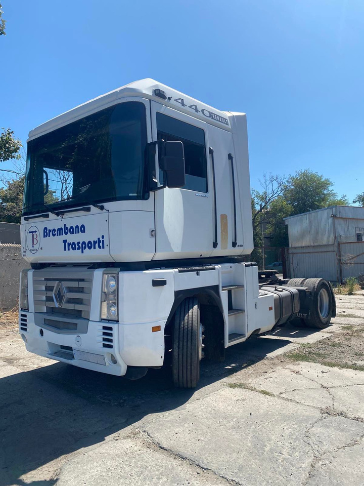 RENAULT Magnum 440 - Tracteur routier: photos 3 RENAULT Magnum 440 - Tracteur routier: photos 3