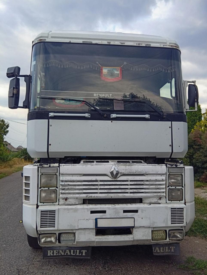 RENAULT Magnum 440 - Tracteur routier: photos 2 RENAULT Magnum 440 - Tracteur routier: photos 2