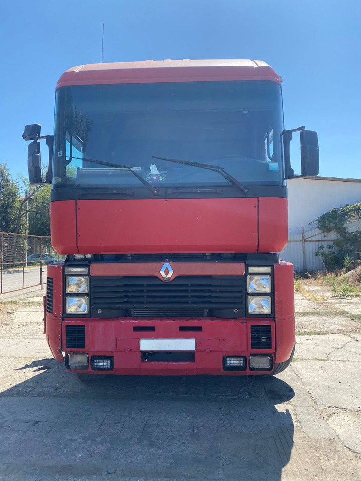 RENAULT Magnum 440 - Tracteur routier: photos 2 RENAULT Magnum 440 - Tracteur routier: photos 2