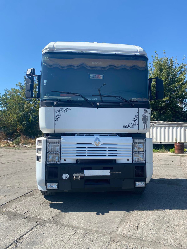 RENAULT Magnum 440 - Tracteur routier: photos 2 RENAULT Magnum 440 - Tracteur routier: photos 2
