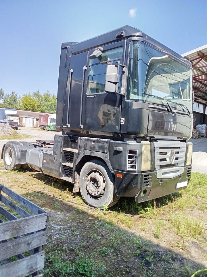 RENAULT Magnum 440 - Tracteur routier: photos 1 RENAULT Magnum 440 - Tracteur routier: photos 1