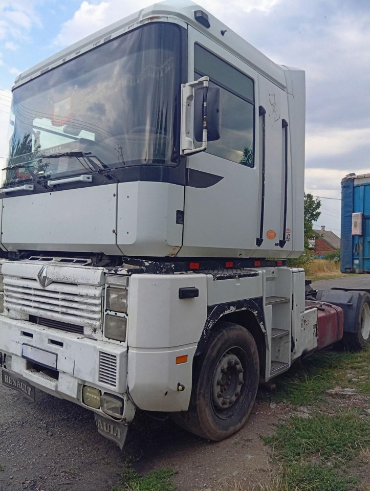 RENAULT Magnum 440 - Tracteur routier: photos 3 RENAULT Magnum 440 - Tracteur routier: photos 3